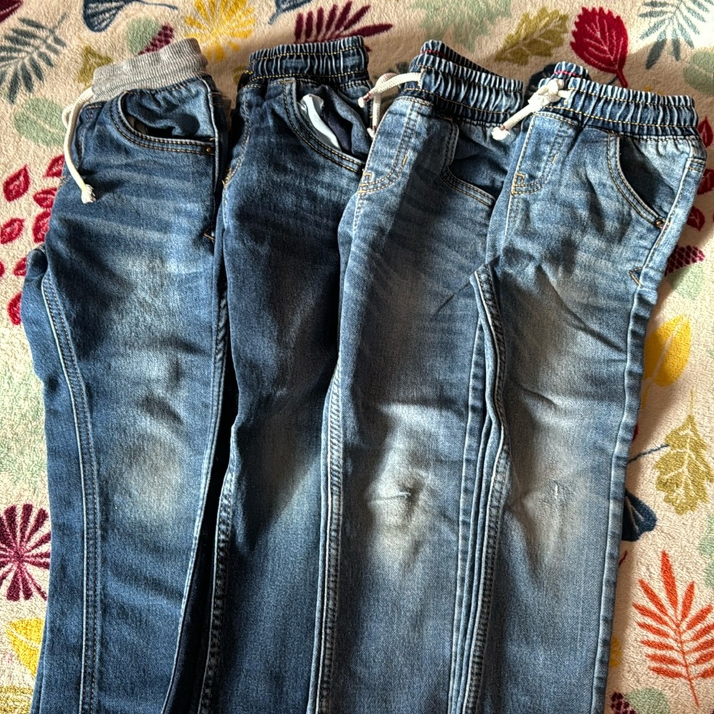 CAT & JACK PULL ON JEANS SET OF 4